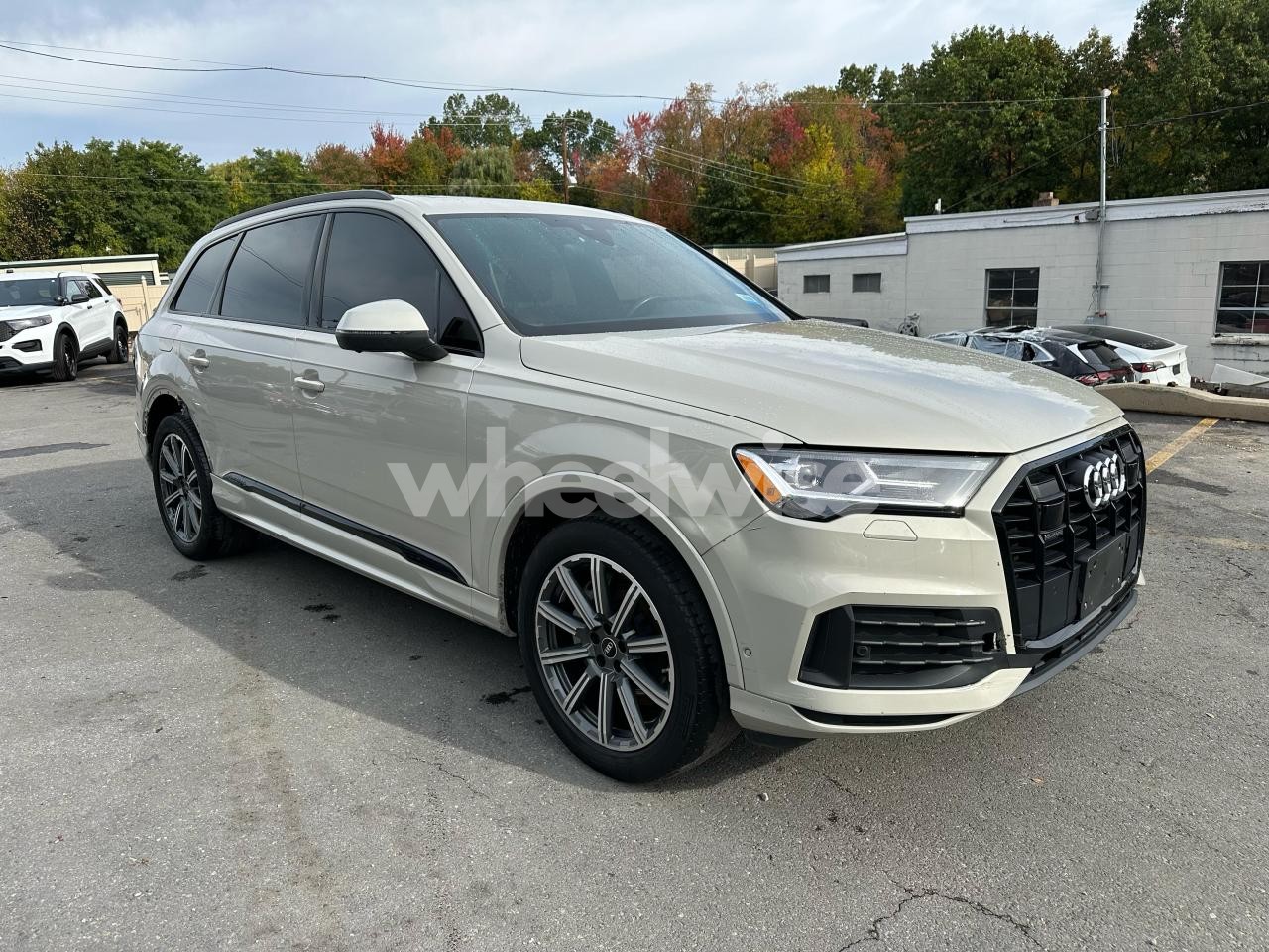 Photo 4 of 2022 AUDI Q7 PREMIUM PLUS (VIN WA1LJBF72ND015961)