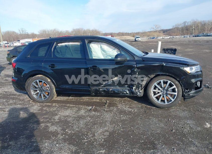 Photo 13 of 2022 Audi Q7 PREMIUM PLUS 45 TFSI QUATTRO TIPTRONIC (VIN WA1LJBF7XND007252)