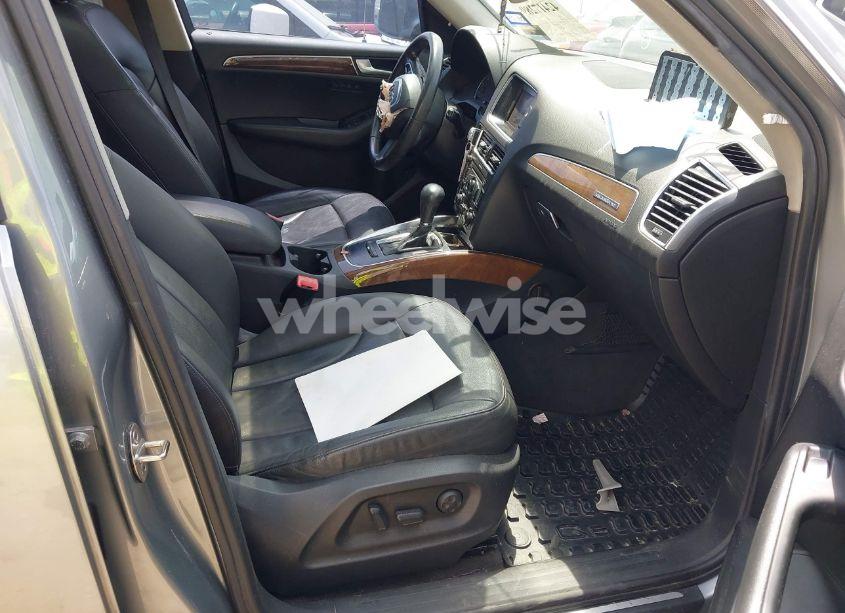 Photo 5 of 2010 Audi Q5 3.2 PREMIUM (VIN WA1LKAFP8AA068330)