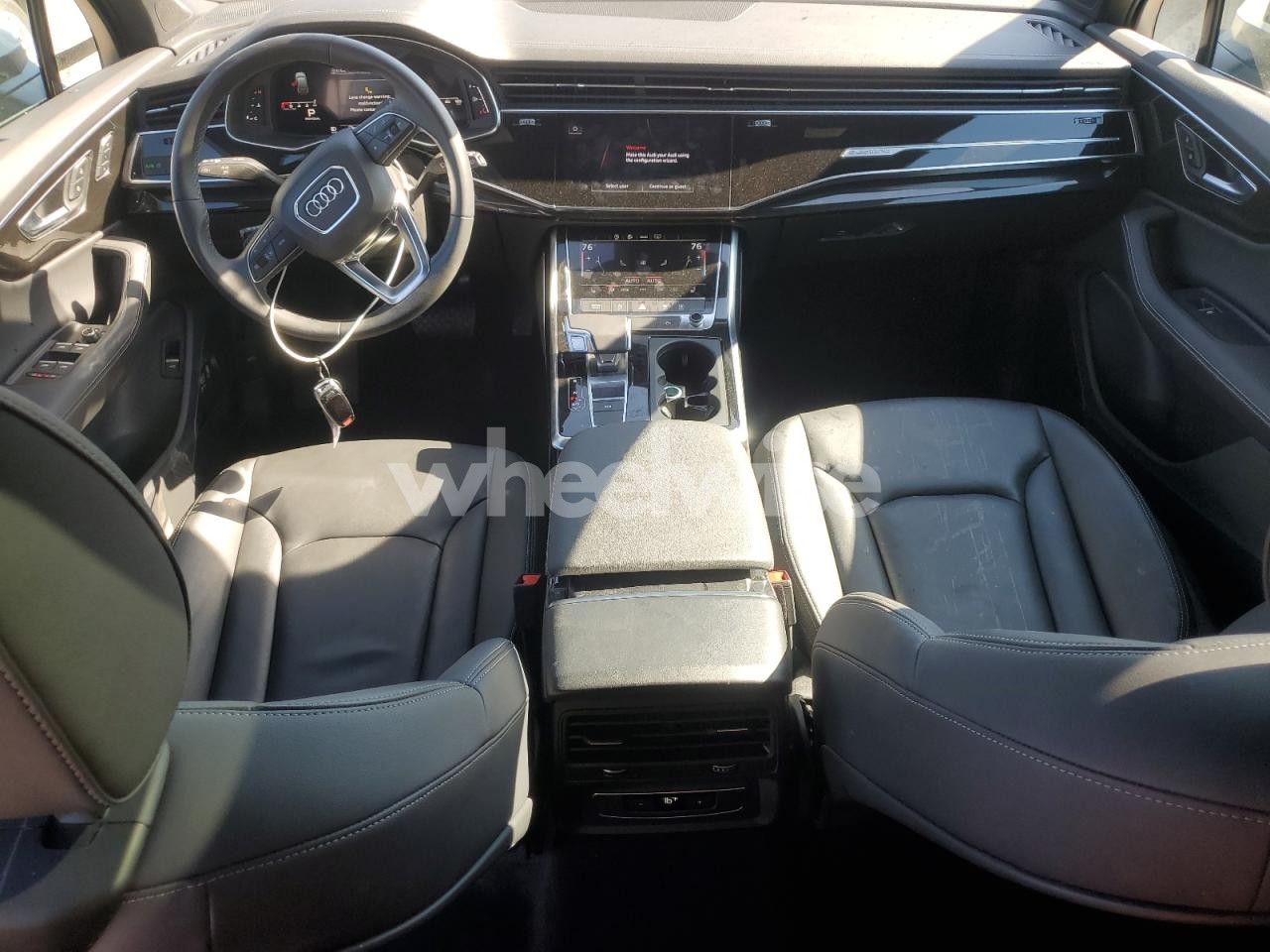 Photo 8 of 2025 AUDI Q7 PREMIUM PLUS N/A (VIN WA1LVBF73SD014852)