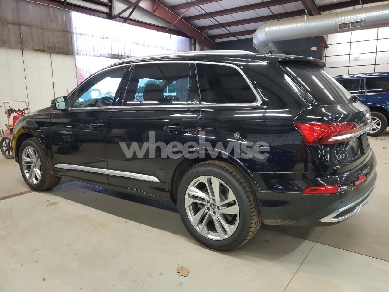 Photo 2 of 2020 AUDI Q7 PREMIUM PLUS (VIN WA1LXAF76LD010249)