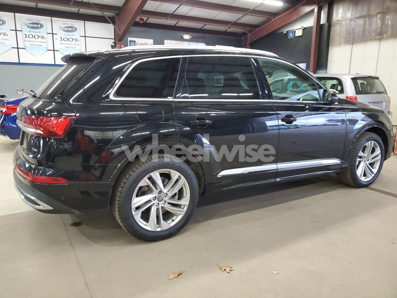 Photo 3 of 2020 AUDI Q7 PREMIUM PLUS (VIN WA1LXAF76LD010249)