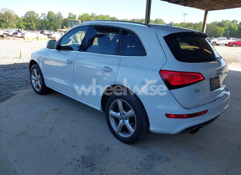 Photo 3 of 2017 Audi Q5 2.0T PREMIUM (VIN WA1M2AFP2HA057015)