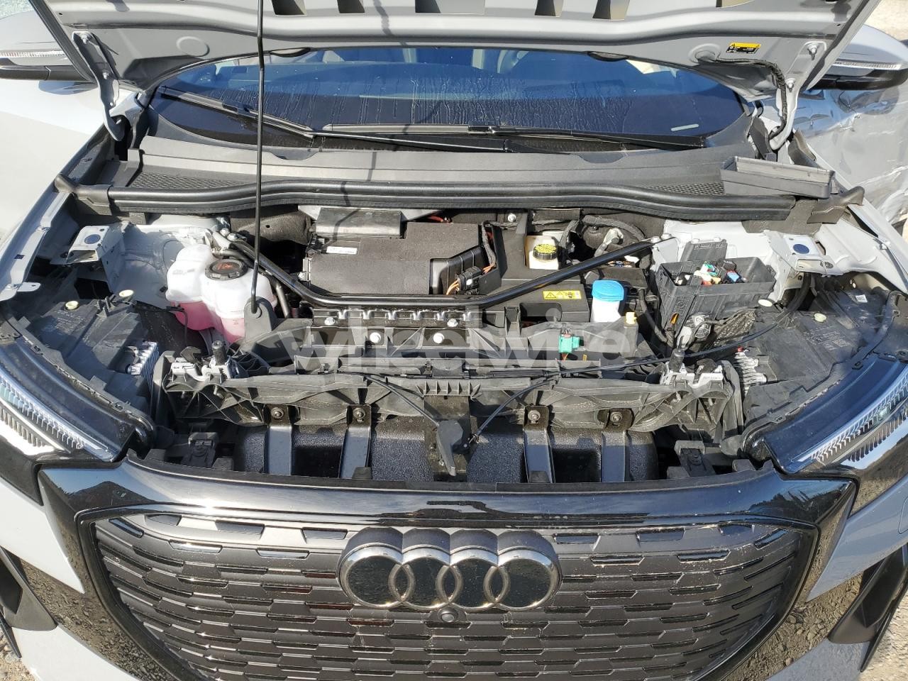 Photo 12 of 2024 AUDI Q4 E-TRON PRESTIGE (VIN WA1MUBFZ0RP045378)