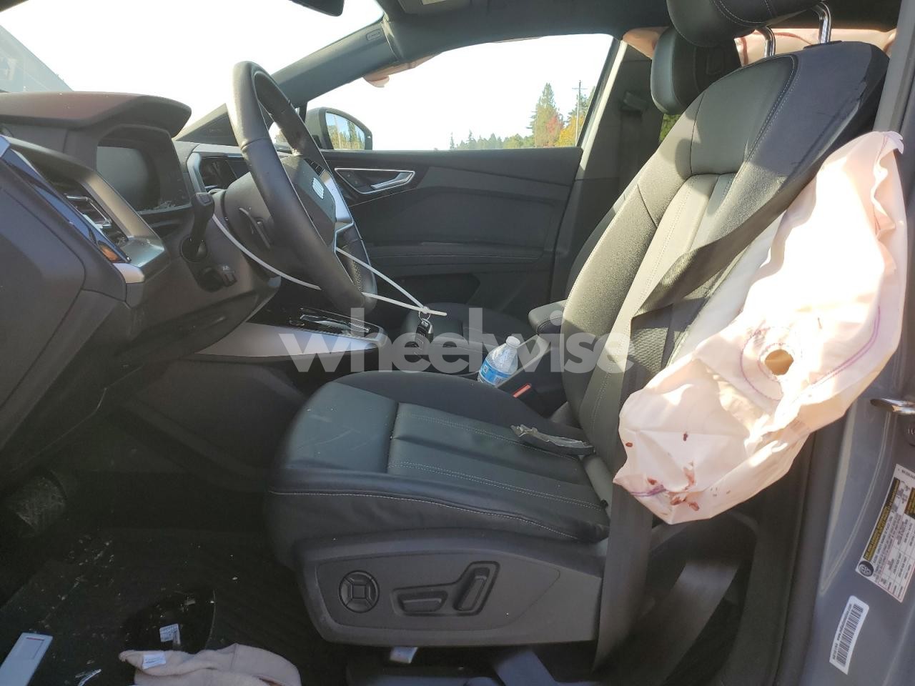 Photo 7 of 2024 AUDI Q4 E-TRON PRESTIGE (VIN WA1MUBFZ0RP045378)