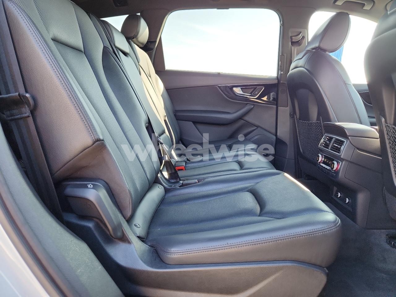 Photo 11 of 2018 AUDI Q7 PRESTIGE (VIN WA1VAAF71JD021943)