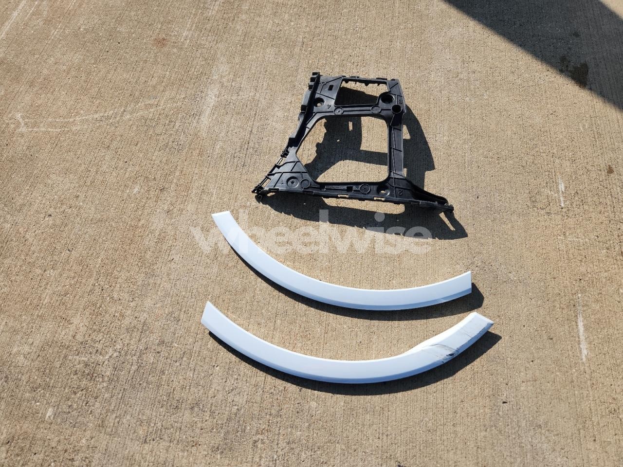 Photo 13 of 2018 AUDI Q7 PRESTIGE (VIN WA1VAAF71JD021943)