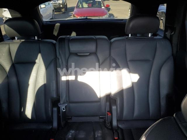2018 AUDI Q7 PRESTIGE (VIN WA1VAAF74JD030197) main photo