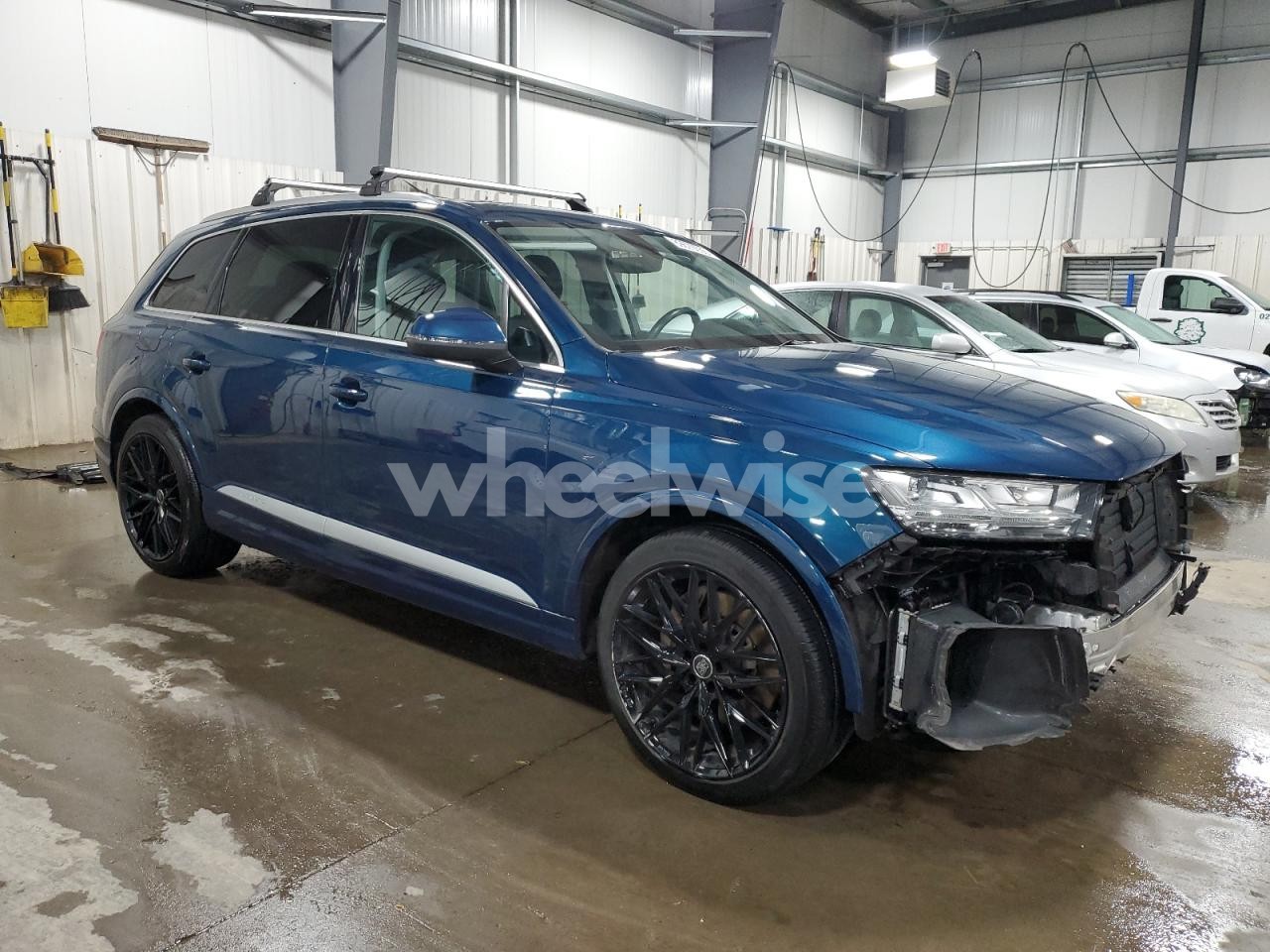 Photo 4 of 2018 AUDI Q7 PRESTIGE (VIN WA1VAAF75JD021525)