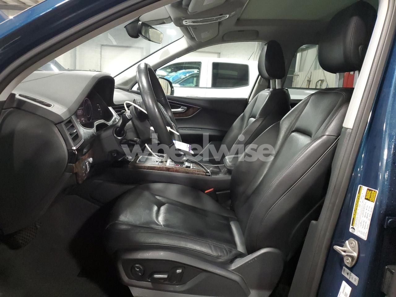 Photo 7 of 2018 AUDI Q7 PRESTIGE (VIN WA1VAAF75JD021525)