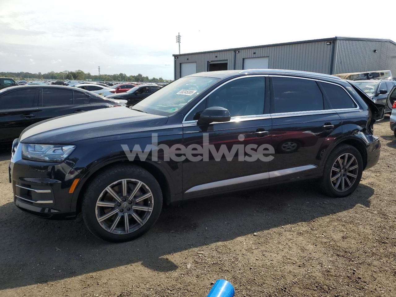 2017 AUDI Q7 PRESTIGE (VIN WA1VAAF78HD049197) main photo