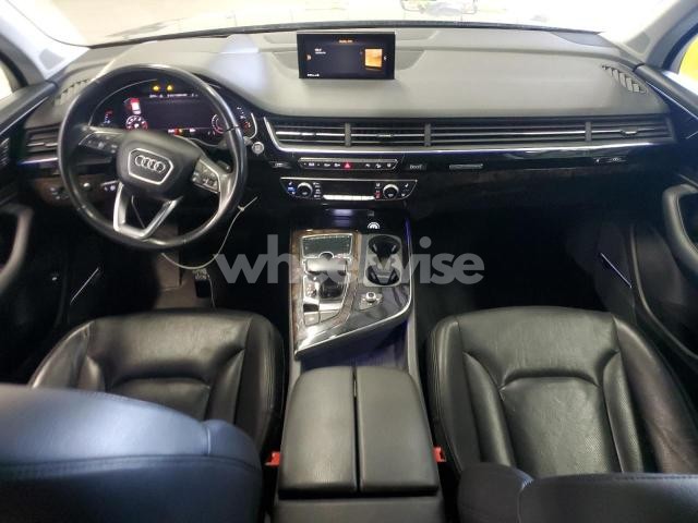 Photo 10 of 2018 AUDI Q7 PRESTIGE (VIN WA1VAAF7XJD027773)