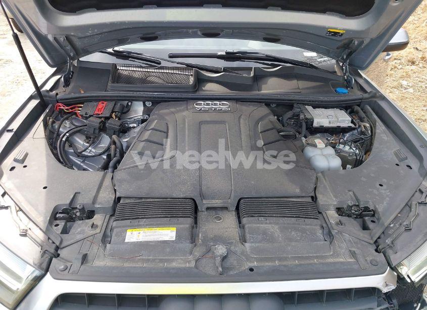 Photo 10 of 2018 Audi Q7 3.0T PREMIUM (VIN WA1VAAF7XJD046839)