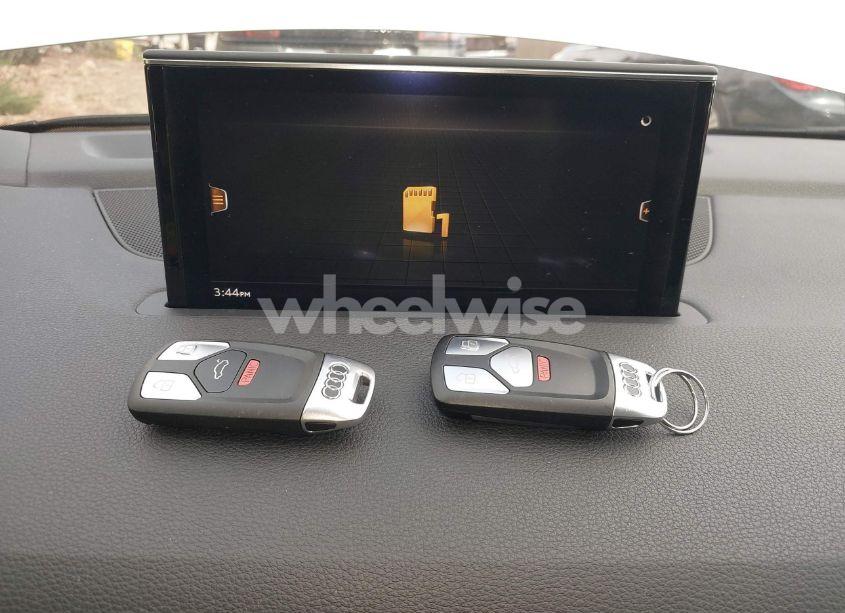 Photo 11 of 2018 Audi Q7 3.0T PREMIUM (VIN WA1VAAF7XJD046839)