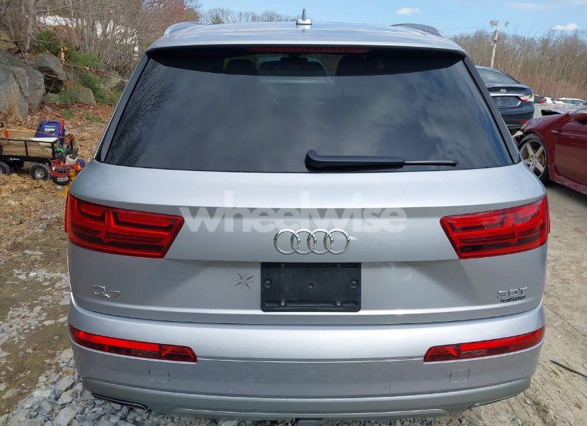 Photo 16 of 2018 Audi Q7 3.0T PREMIUM (VIN WA1VAAF7XJD046839)