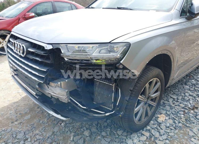 Photo 6 of 2018 Audi Q7 3.0T PREMIUM (VIN WA1VAAF7XJD046839)