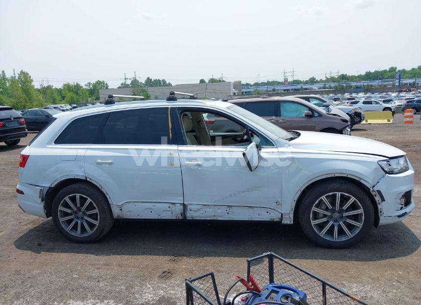 Photo 13 of 2017 Audi Q7 3.0T PREMIUM (VIN WA1VABF77HD030761)