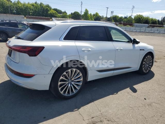 Photo 5 of 2019 AUDI E-TRON PRESTIGE N/A (VIN WA1VABGE1KB021182)