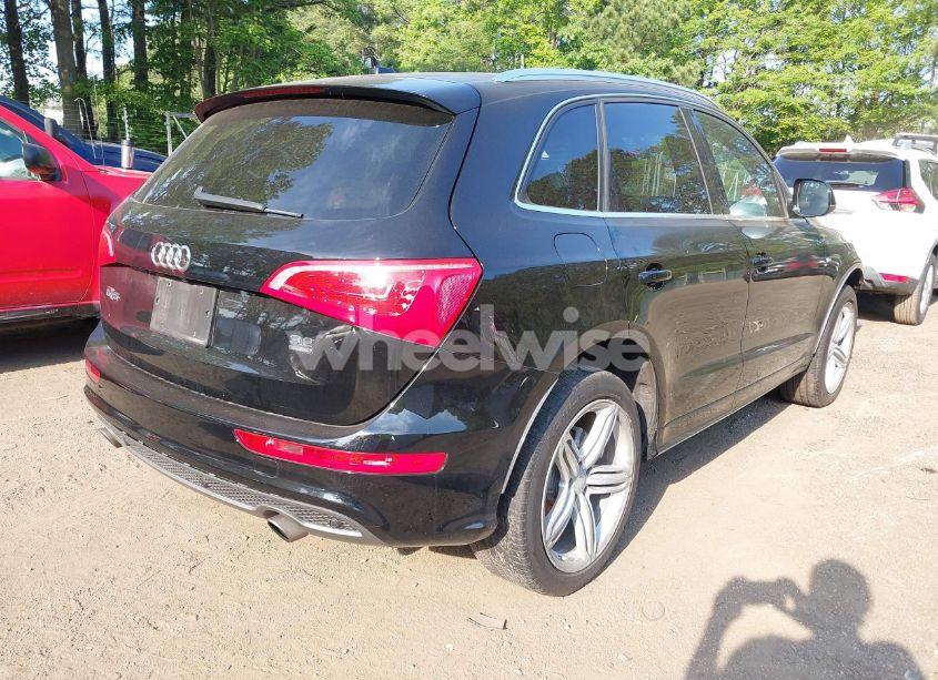 Photo 4 of 2010 Audi Q5 3.2 PREMIUM (VIN WA1WKAFP8AA045059)