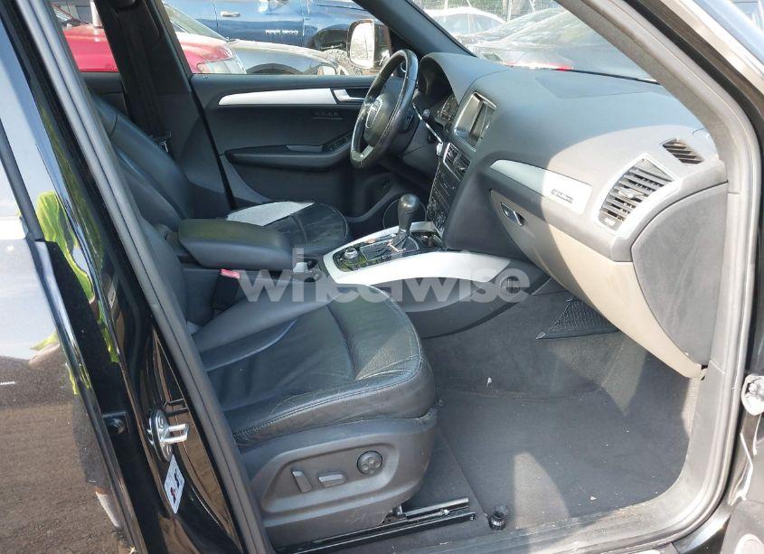 Photo 5 of 2010 Audi Q5 3.2 PREMIUM (VIN WA1WKAFP8AA045059)