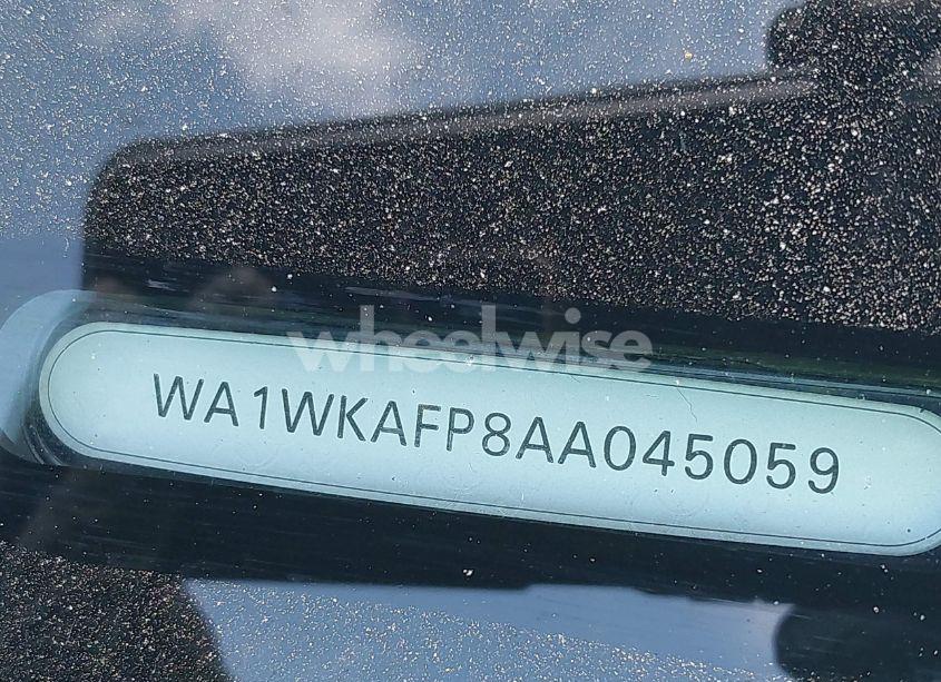 Photo 9 of 2010 Audi Q5 3.2 PREMIUM (VIN WA1WKAFP8AA045059)