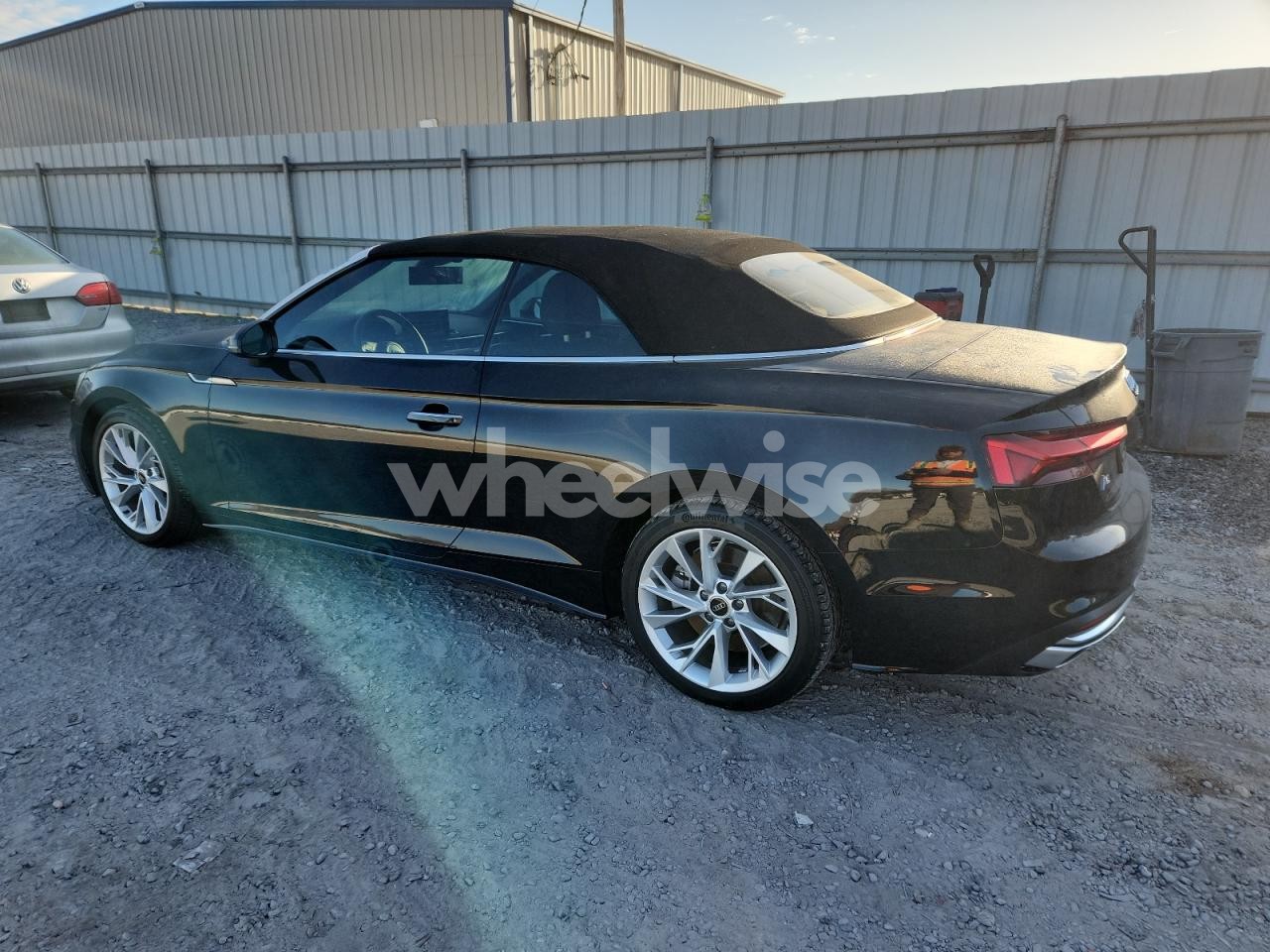 Photo 2 of 2022 AUDI A5 PREMIUM 45 (VIN WAU2AGF56NN003607)