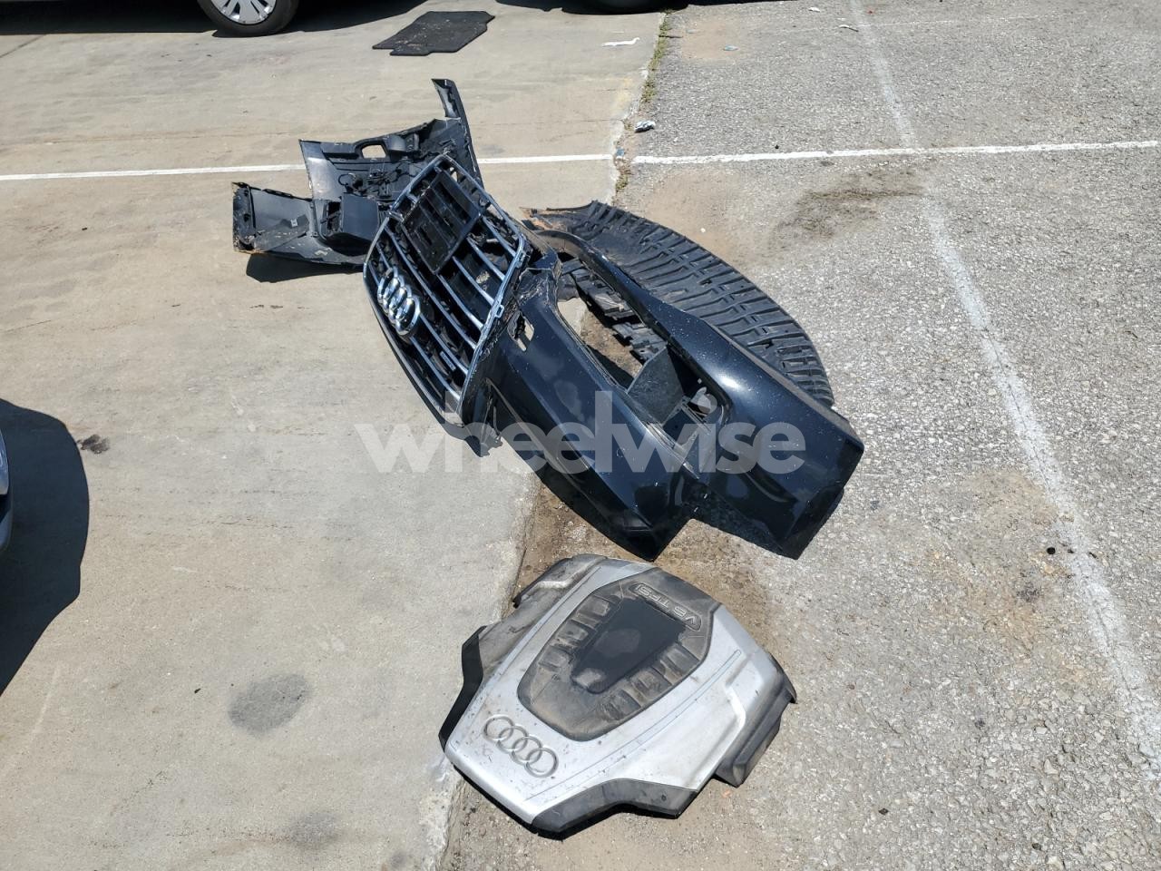 Photo 12 of 2015 AUDI A8 L QUATTRO (VIN WAU3GAFD5FN010251)