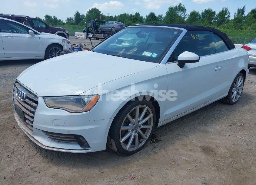 Photo 2 of 2015 Audi A3 2.0T PREMIUM (VIN WAU7FLFF0F1046065)