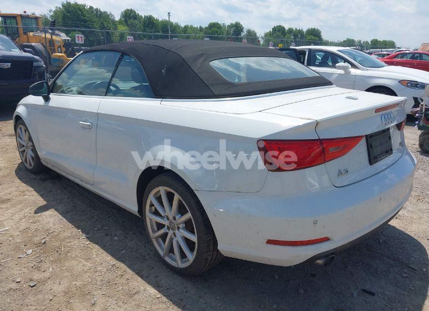 Photo 3 of 2015 Audi A3 2.0T PREMIUM (VIN WAU7FLFF0F1046065)
