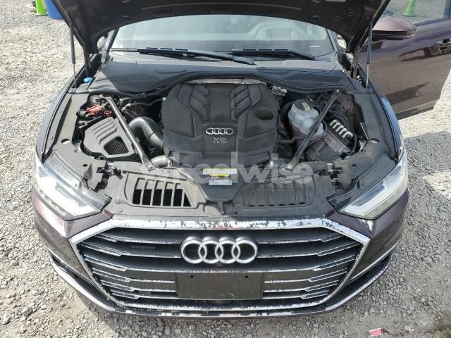 Photo 11 of 2019 AUDI A8 L (VIN WAU8DAF83KN017517)