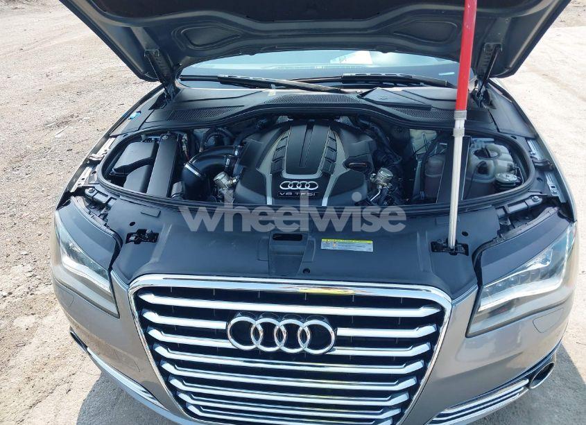 Photo 10 of 2013 Audi A8 4.0T (VIN WAUA2AFD5DN021950)