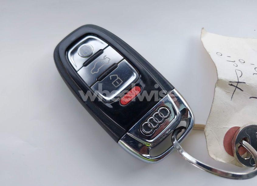 Photo 11 of 2013 Audi A8 4.0T (VIN WAUA2AFD5DN021950)