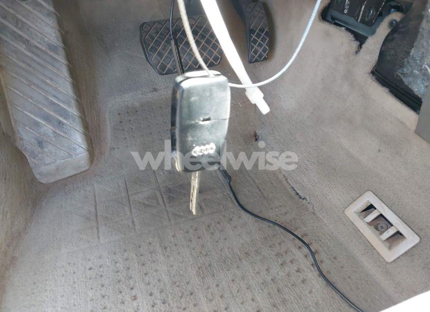 Photo 11 of 2003 Audi A4 1.8T (VIN WAUAC48H03K021806)