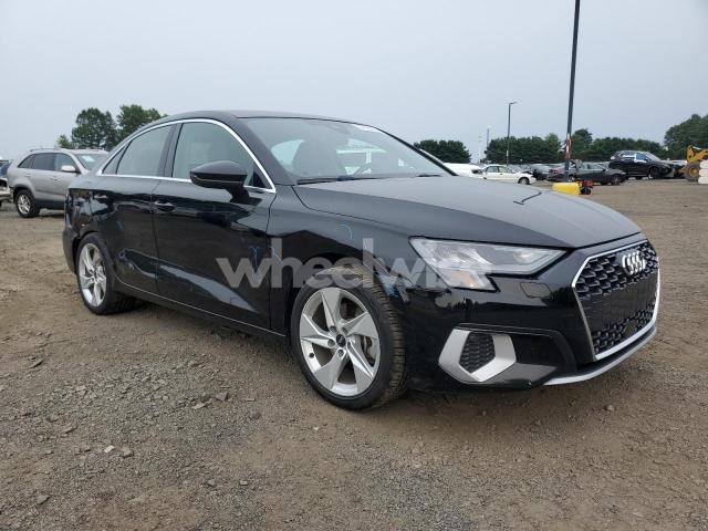 Photo 5 of 2022 AUDI A3 PREMIUM (VIN WAUAUDGY1NA037407)