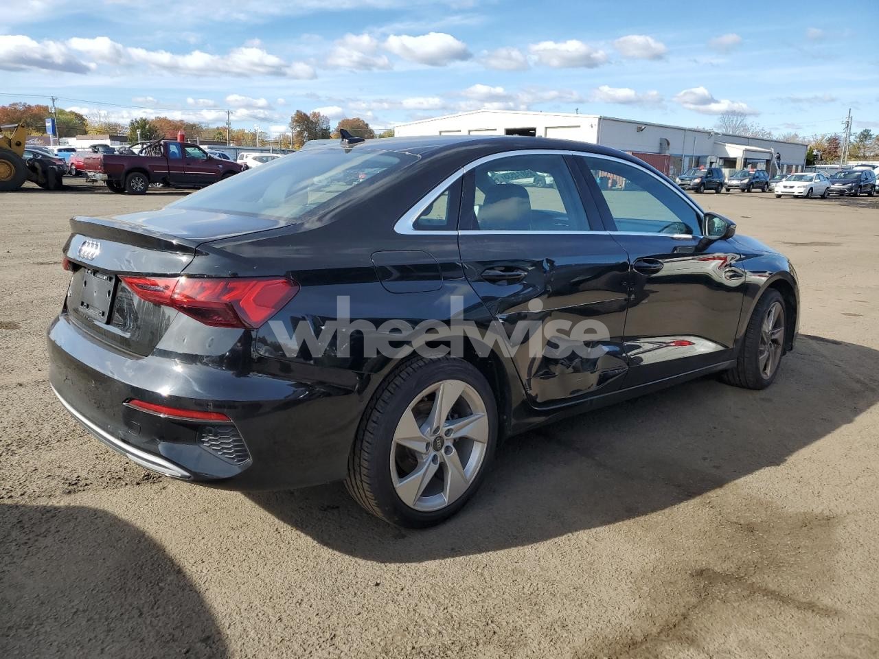 Photo 3 of 2024 AUDI A3 PREMIUM (VIN WAUAUDGY2RA074570)