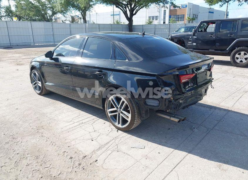 Photo 3 of 2020 Audi A3 PREMIUM 40 TFSI FRONT-WHEEL DRIVE S TRONIC (VIN WAUAUGFF1LA097556)