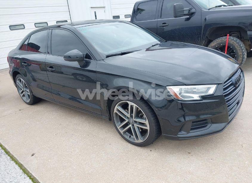 2020 Audi A3 PREMIUM 40 TFSI FRONT-WHEEL DRIVE S TRONIC (VIN WAUAUGFF1LA104392) main photo