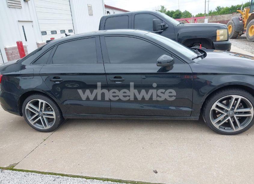Photo 13 of 2020 Audi A3 PREMIUM 40 TFSI FRONT-WHEEL DRIVE S TRONIC (VIN WAUAUGFF1LA104392)