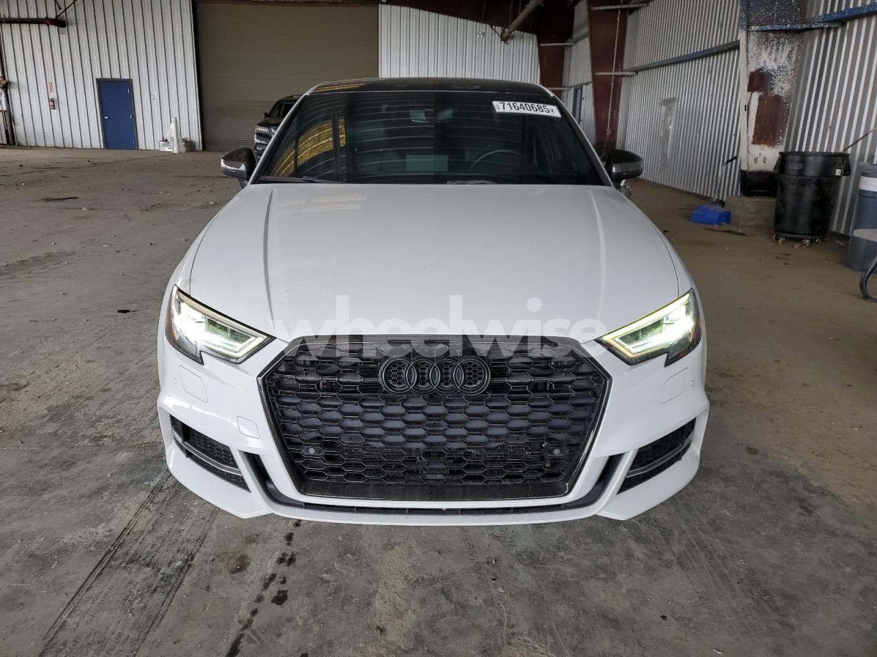 Photo 5 of 2017 AUDI S3 PREMIUM PLUS (VIN WAUB1GFF9H1020048)