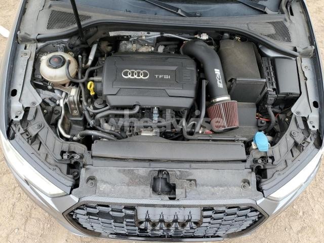 2018 AUDI A3 PREMIUM (VIN WAUB8GFFXJ1042996) main photo