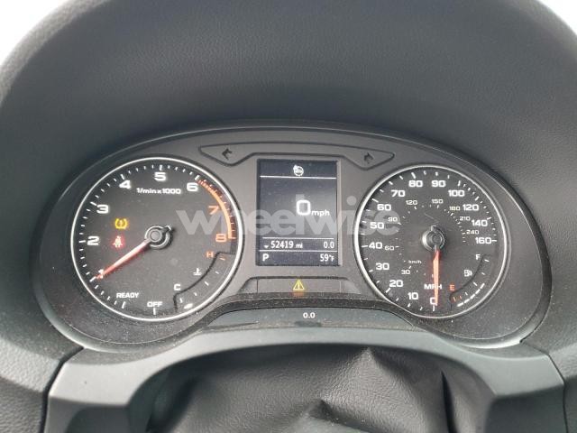 Photo 7 of 2018 AUDI A3 PREMIUM (VIN WAUB8GFFXJ1042996)