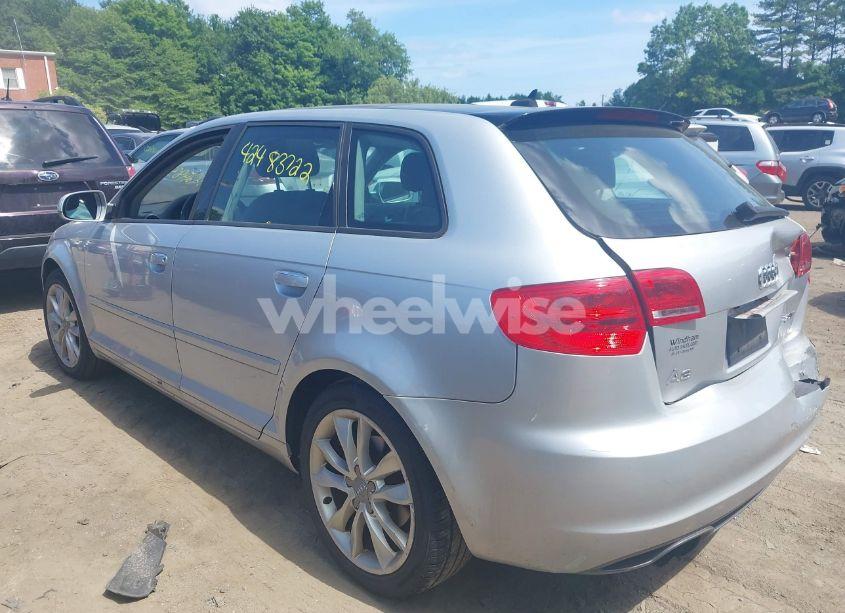 Photo 3 of 2013 Audi A3 2.0T PREMIUM (VIN WAUBEAFM3DA006916)