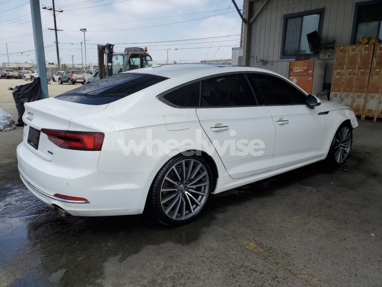 Photo 3 of 2019 AUDI A5 PREMIUM PLUS (VIN WAUBNCF57KA091423)