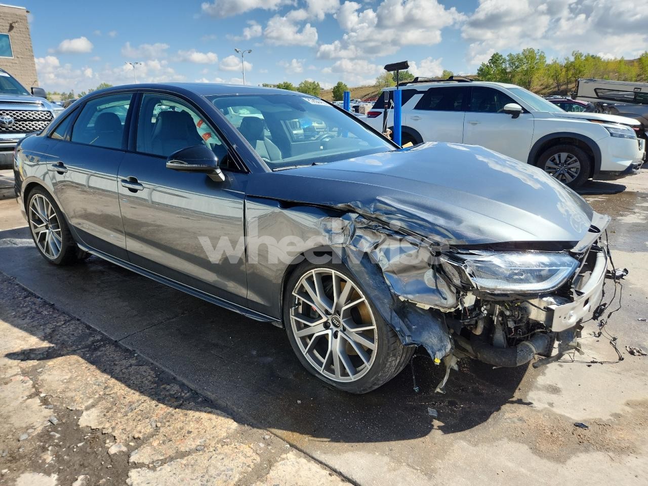 Photo 4 of 2023 AUDI S4 PRESTIGE (VIN WAUC4AF40PA062551)