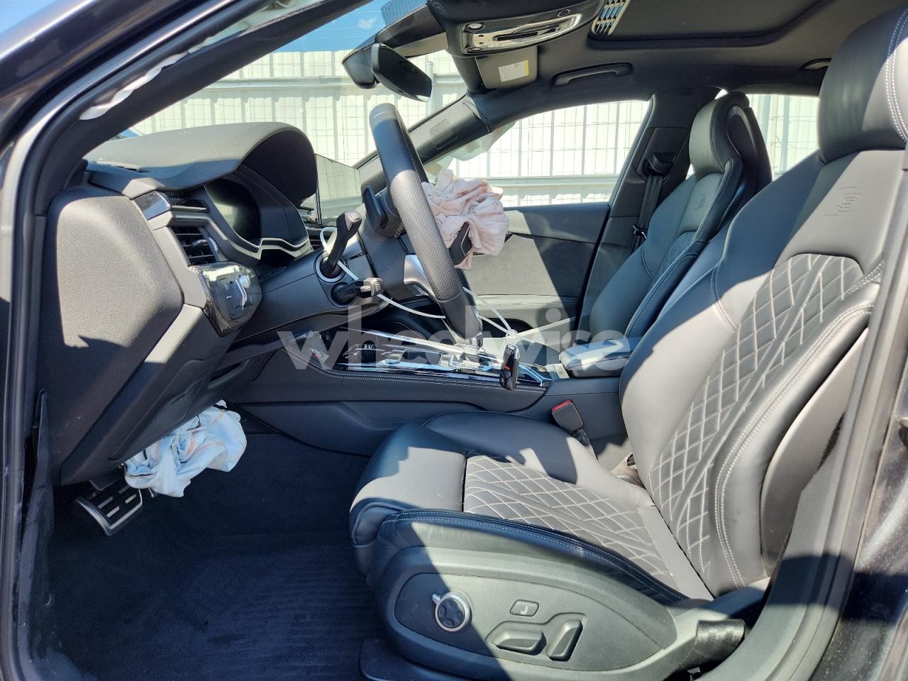 Photo 7 of 2023 AUDI S4 PRESTIGE (VIN WAUC4AF40PA062551)