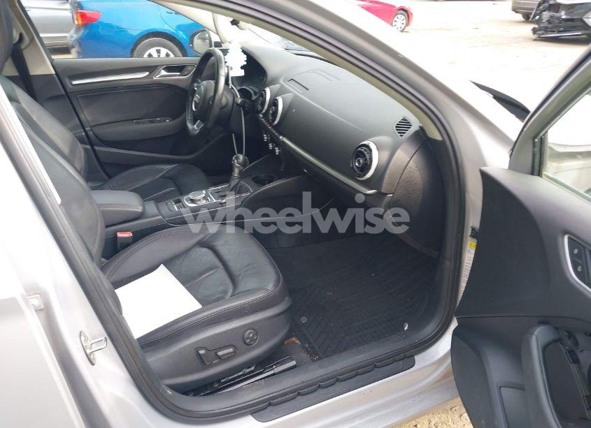 Photo 5 of 2015 Audi A3 1.8T PREMIUM (VIN WAUCCGFF3F1029677)