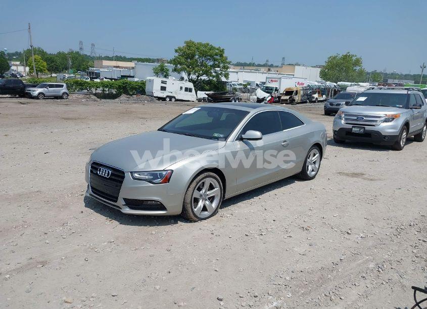 Photo 2 of 2014 Audi A5 2.0T PREMIUM (VIN WAUCFAFR6EA073881)