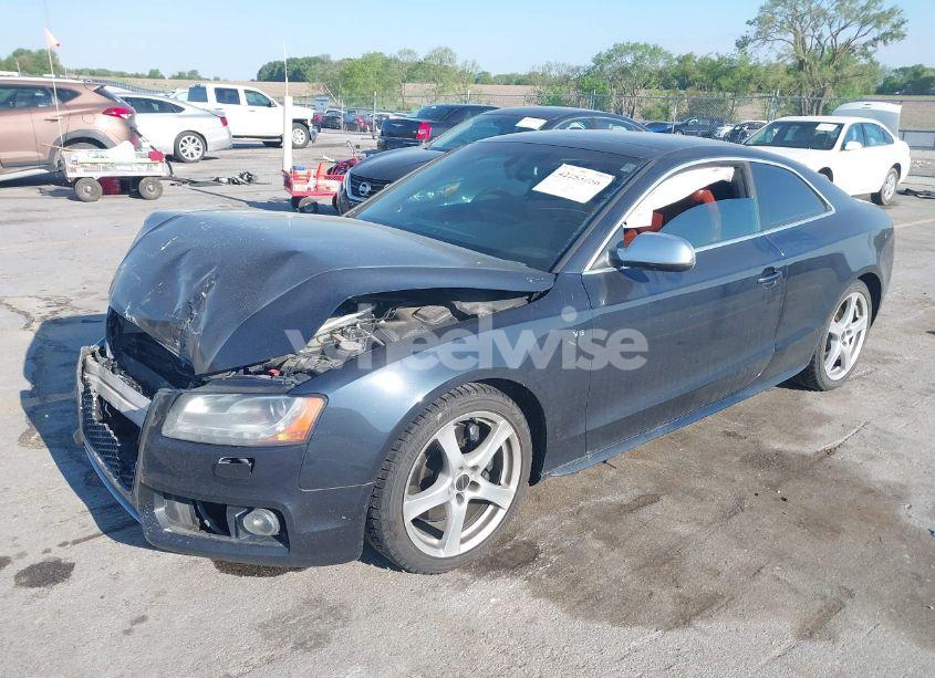 Photo 2 of 2012 Audi S5 4.2 PREMIUM PLUS (VIN WAUCVAFR6CA032117)
