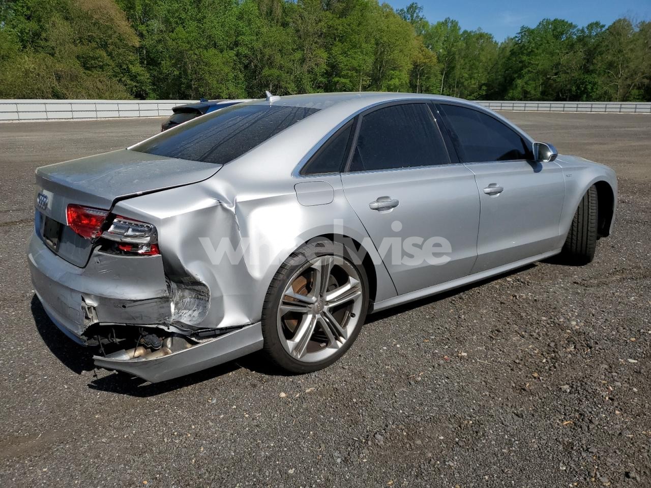 Photo 3 of 2014 AUDI S8 QUATTRO (VIN WAUD2AFD2EN013688)