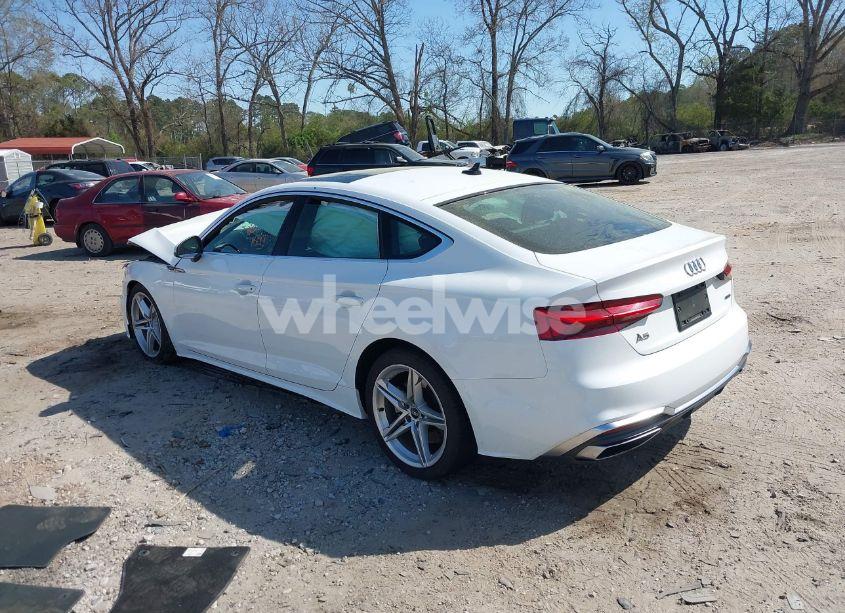 Photo 3 of 2021 Audi A5 SPORTBACK PREMIUM 45 TFSI QUATTRO S TRONIC (VIN WAUDACF53MA055011)
